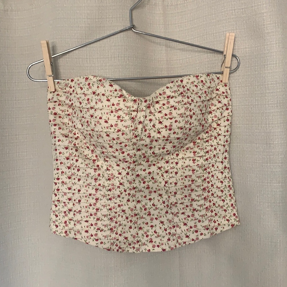 UO Silence + Noise Strapless Top